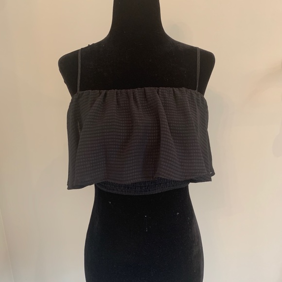 Black Cropped Top - Picture 1 of 2